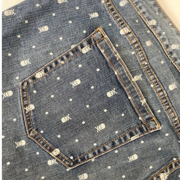 Torrid Blue Denim Skull Distressed Frayed Shorts 20 - Picture 6 of 7